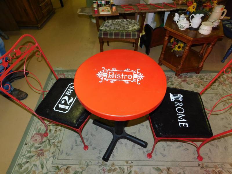 lot 1 image: Bistro Round Table With Two Chairs