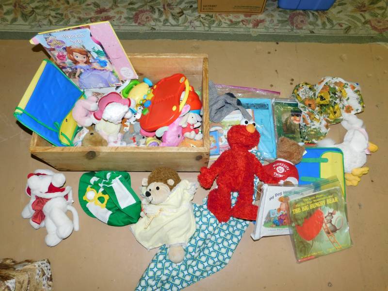 lot 54 image: Crate On Wheels With Miscellaneous Items Inside