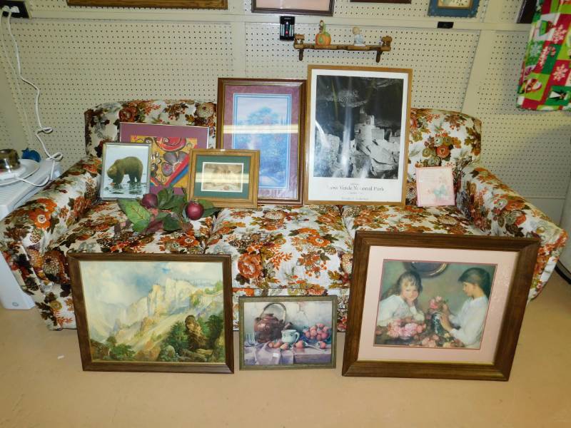 lot 79 image: Ten Pictures & A Wreath