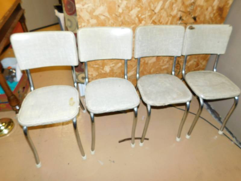 lot 89 image: Four Vintage Chairs