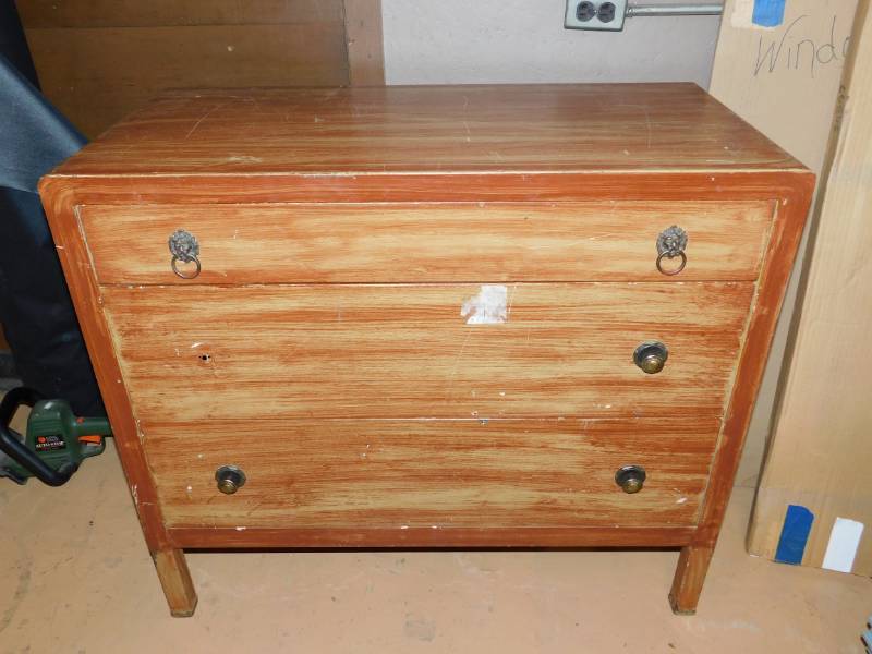 lot 108 image: Vintage Metal CabinetThree Drawers
