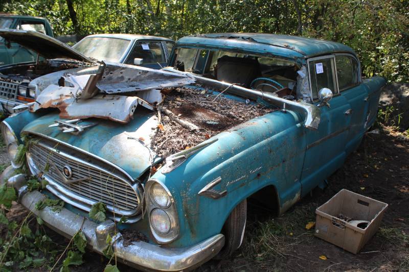 lot 126 image: Nash Ambassador