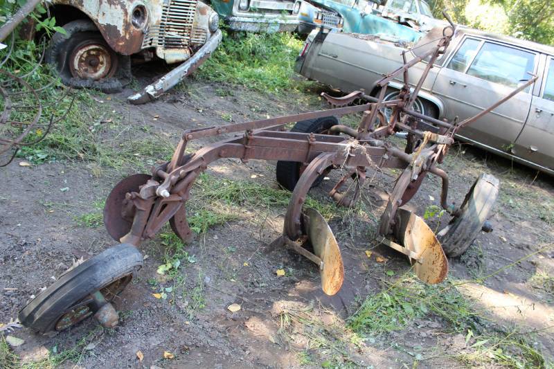 lot 153 image: Cultivator