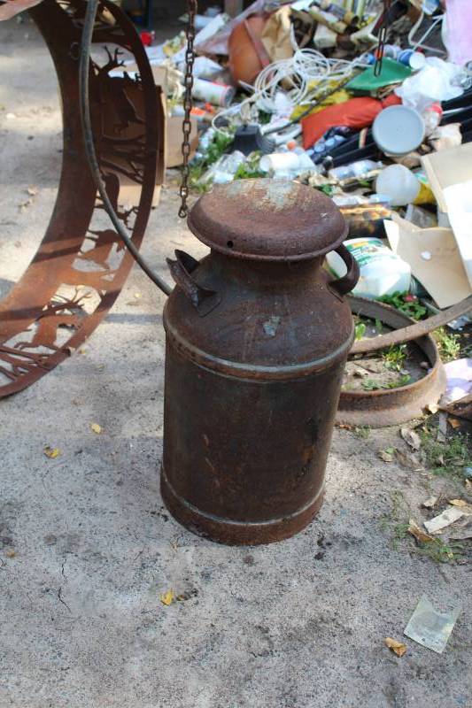 lot 184 image: Metal Milk Jug