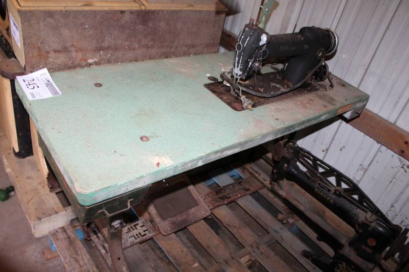 lot 245 image: Commercial Singer Sewing Machine & Table