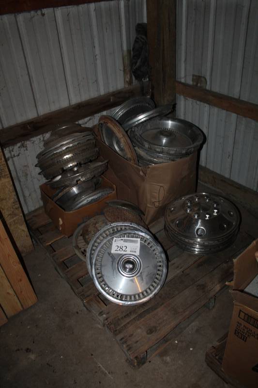lot 282 image: Hubcaps
