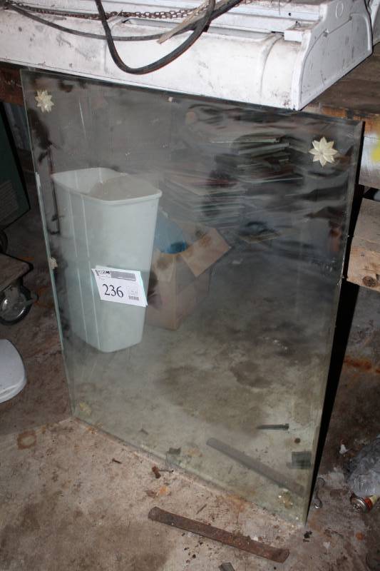 lot 236 image: Mirror