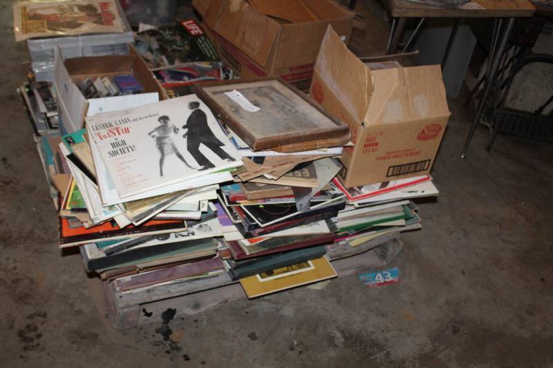 lot 250 image: LP Albums