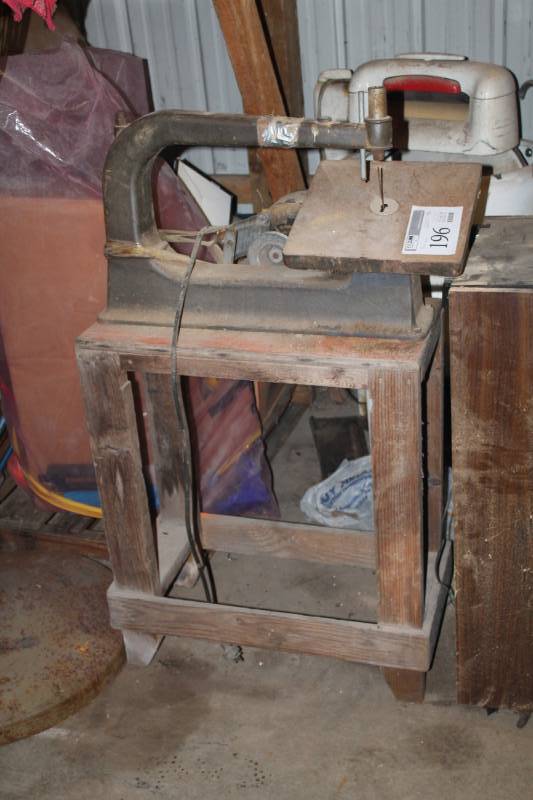 lot 196 image: Bandsaw
