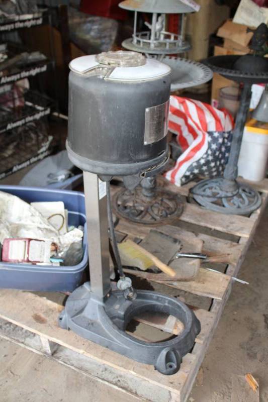 lot 297 image: 2001 Propane Mosquito Repeller