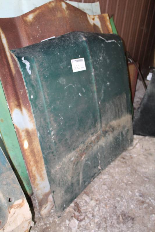 lot 332 image: Car Hood