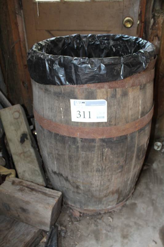 lot 311 image: Wood Barrel