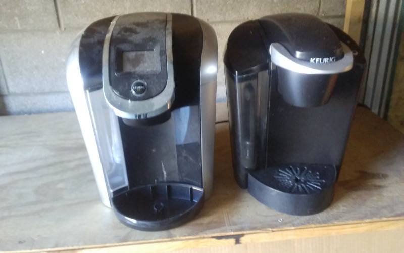 lot 45 image: 2-Keurig Coffee Makers