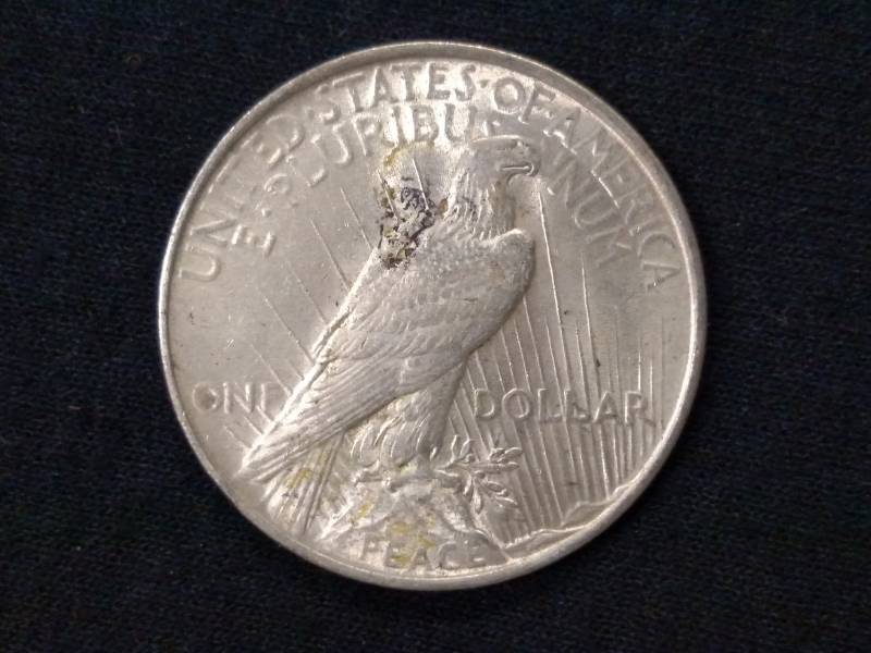 1922 Peace Silver Dollar...