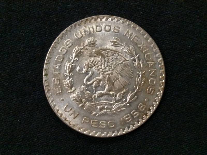 1958 Mexico Peso Silver Coin .10...