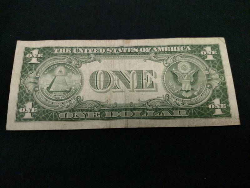 1935 F One Dollar Silver Certificat...