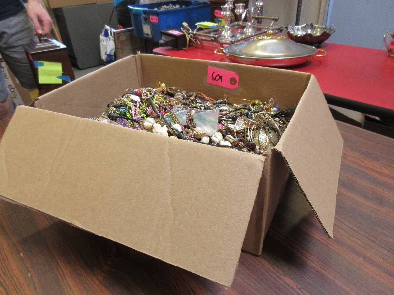 CRAFTING JEWELRY