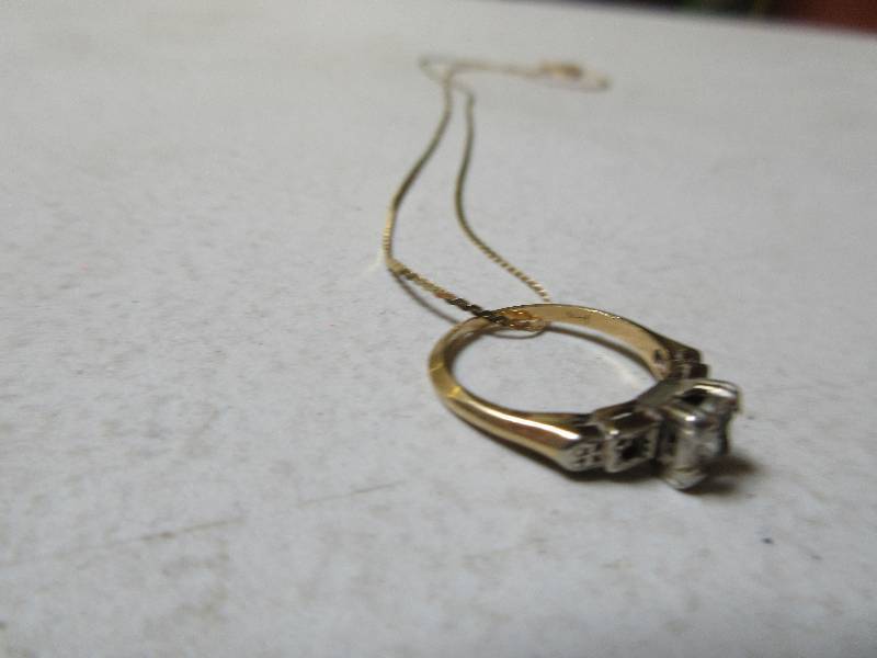 14K ANTIQUE SEMI MOUNT RING ON 15 14K CHAIN