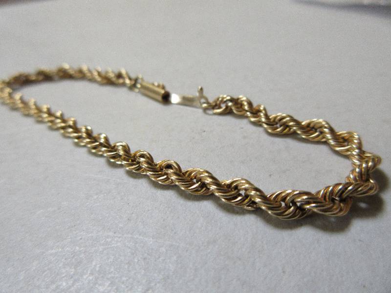 4 GRAMS 14K YELLOW GOLD ROPE BRACELET