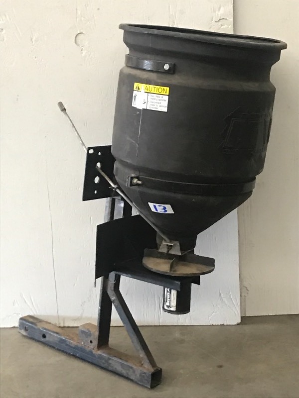 lot 13 image: Receiver-Mount ATVUTV Fertilizer S...