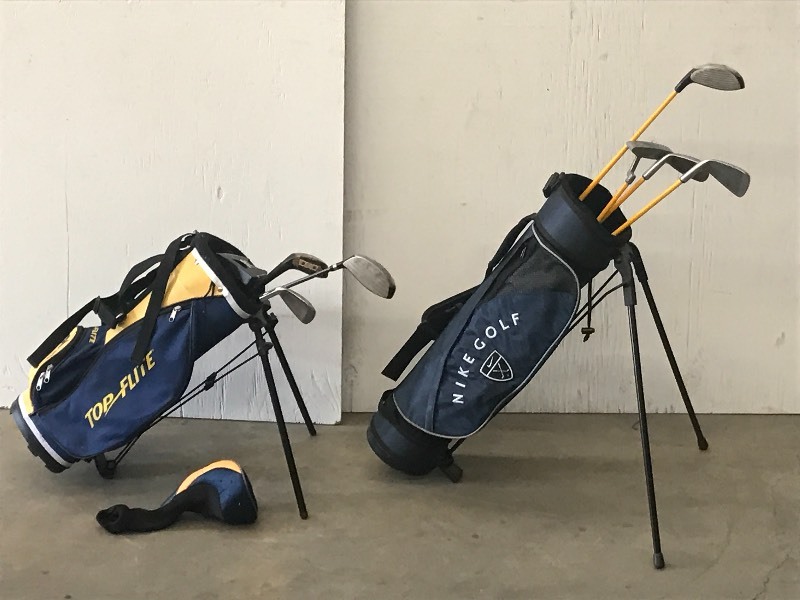 lot 49 image: (2) Youth Golf Club Sets With Bags ...