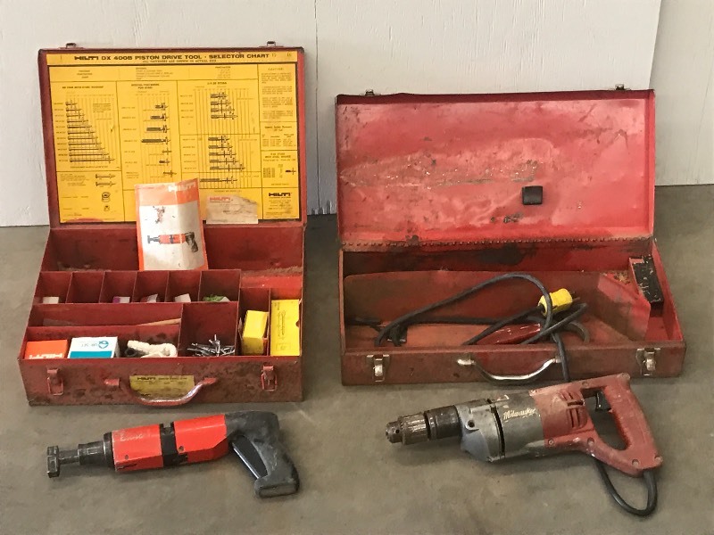 lot 54 image: Lot Of Milwaukee 12 Drill With Stee...