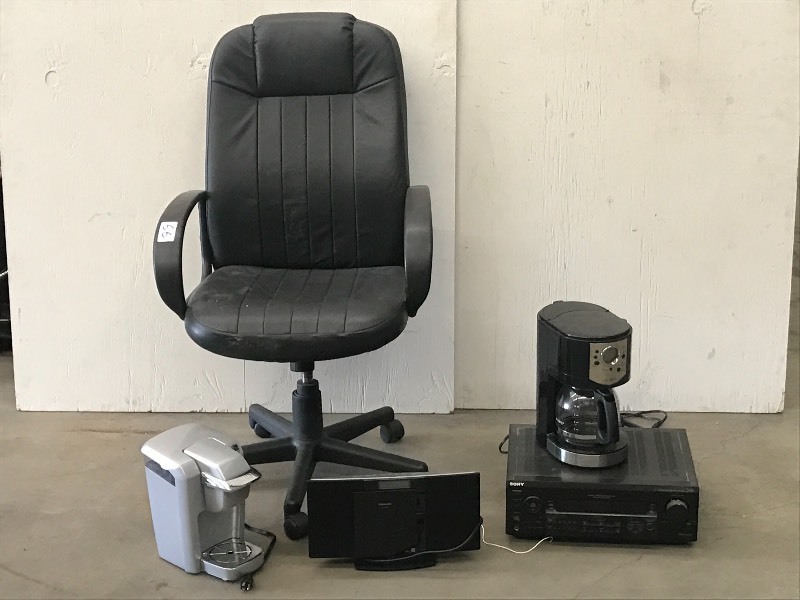 lot 66 image: Lot Of Rolling Office Chair, Mr. C...
