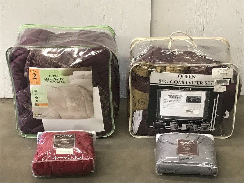 lot 80 image: Lot Of (2) Queen-Sized Sheet Sets ...