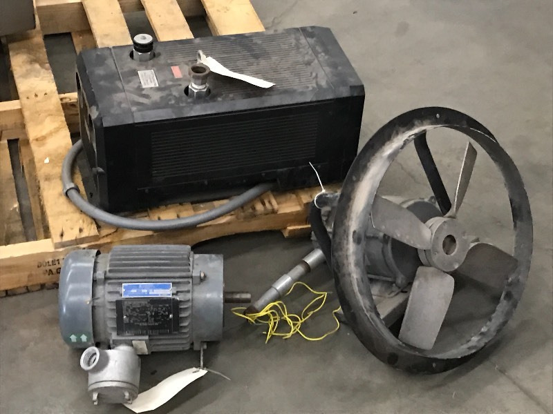 lot 132 image: Lot Of (1) Marathon 1.5HP 208-230...