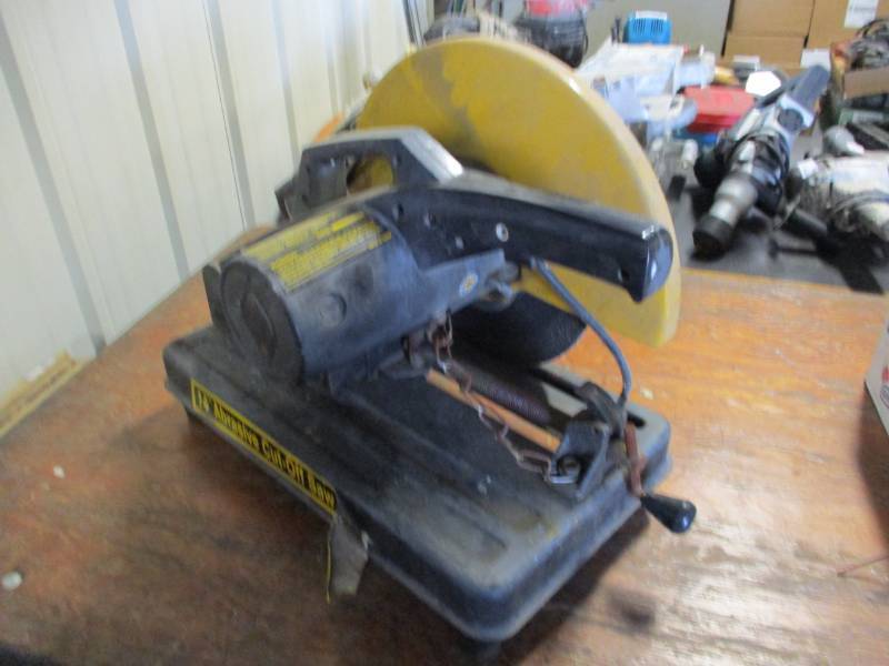 Cut off saw