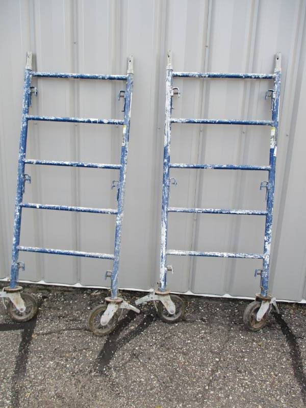 Scaffolding ends