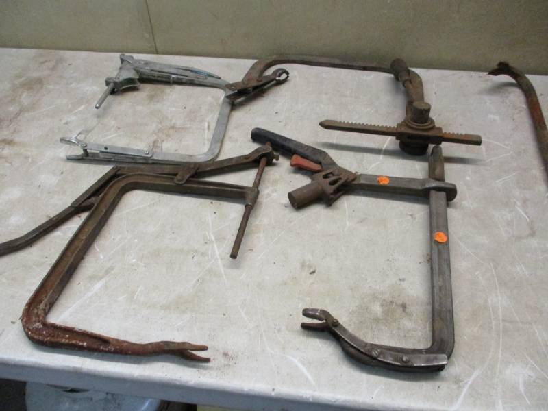 4 Engine valve tools