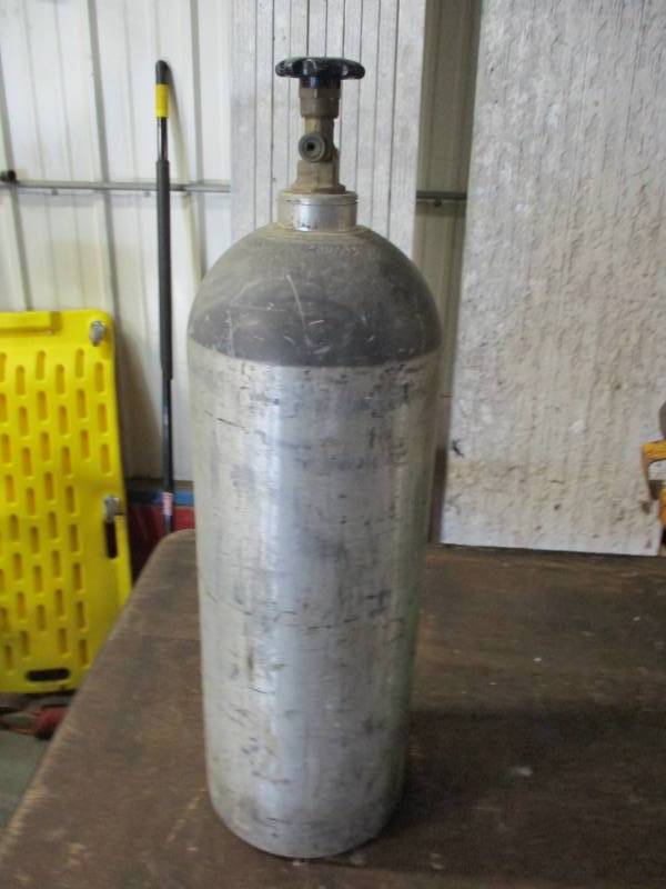 CO2 Tank