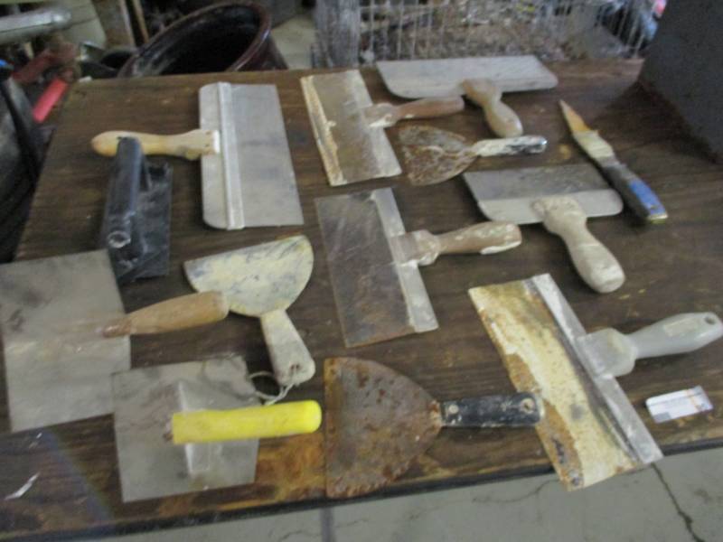 Knives and scrapers