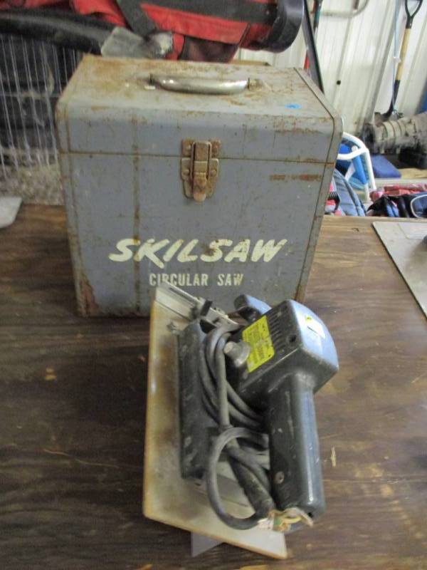 2 Saws