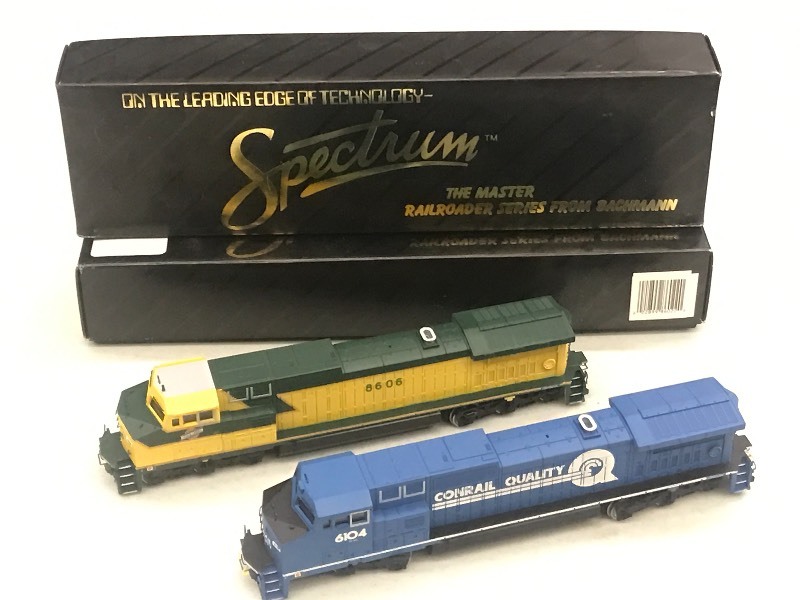 (2) Spectrum HO Scale Diesel Loco...