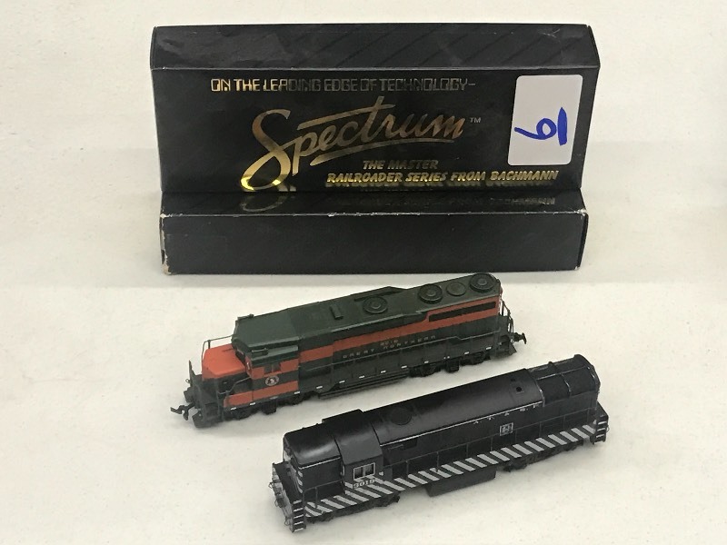 (2) Spectrum HO Scale Diesel Loco...