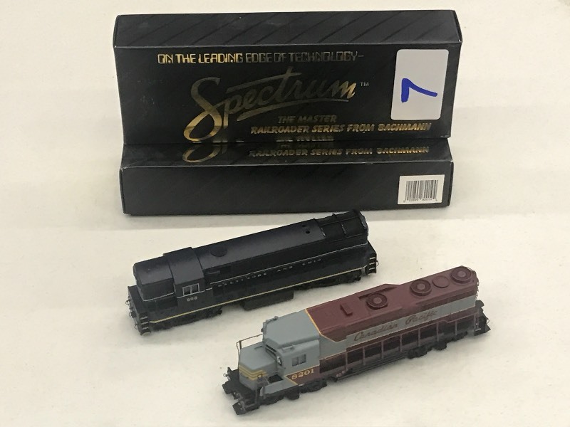 (2) Spectrum HO Scale Diesel Loco...
