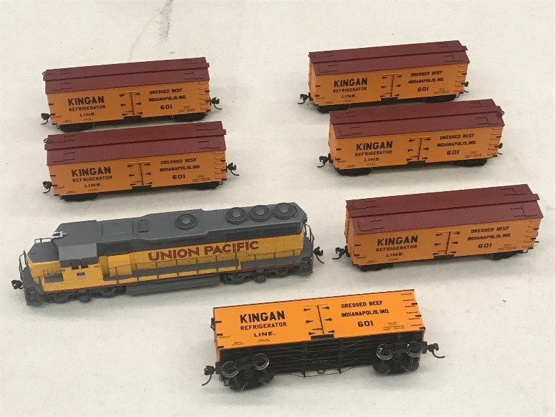(1) HO Scale Diesel Locomotive & ...