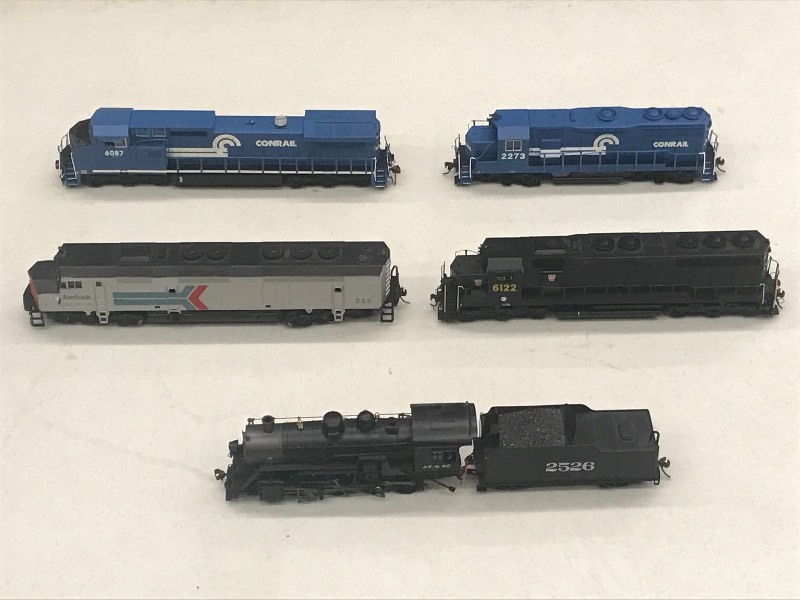 (5) HO Scale Diesel Locomotives--...