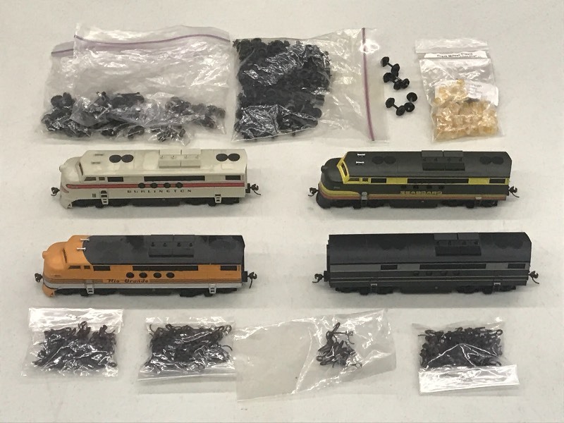 (3) HO Scale Locomotives, (1) HO...