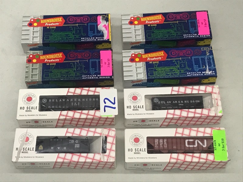 (8) HO Scale Model Train Kits---S...