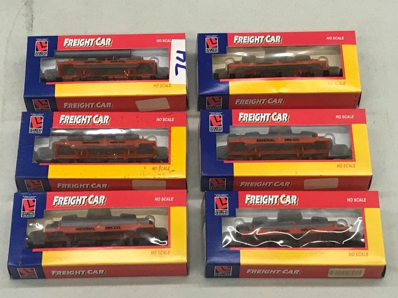 (6) HO Scale Train Freight Cars--...