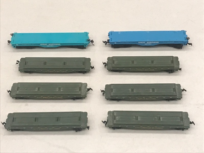 (8) HO Scale Train Cars--See All ...