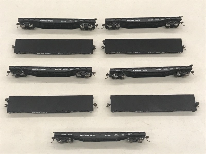 (9) HO Scale Train Cars----See Al...