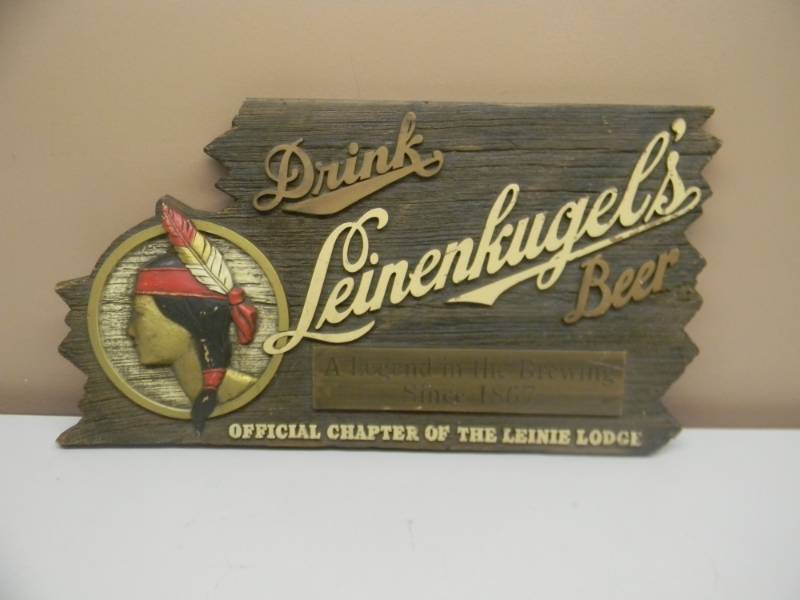 lot 28 image: LEINENKUGELS BEER SIGN - APPROX 22 BY 12 - SEE PICTURES