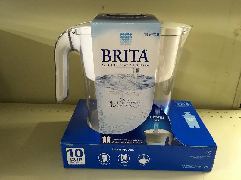 lot 25 image: Brita Lake 10 Cup Pitcher, Retail $29.99