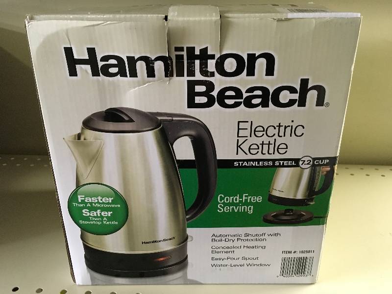 lot 29 image: Hamilton Beach Kettle, Retail $19.99