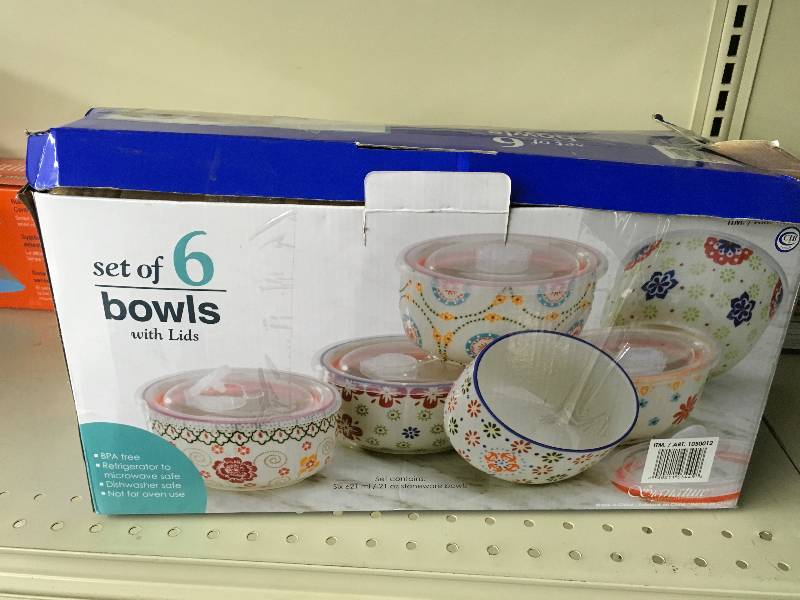 lot 55 image: Gypsy Set Of 617Oz Bowls W Lids, Retail $19.99