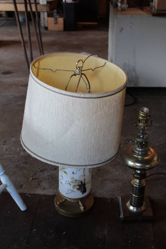 Lot of (2) Vintage Table Lamps